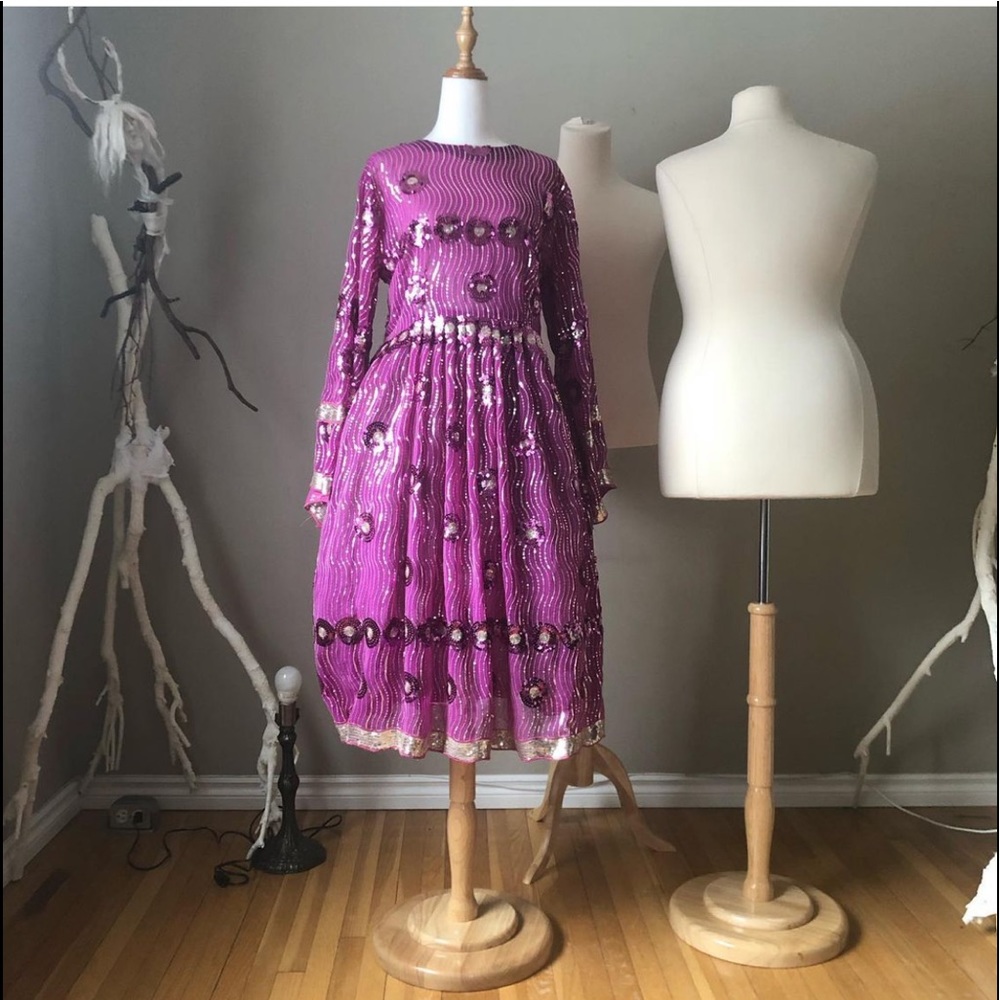 Elegant Purple Sequin Midi Dress